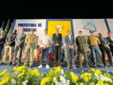 Kaio Maniçoba celebra aniversário de Ouricuri com entrega de ônibus escolares