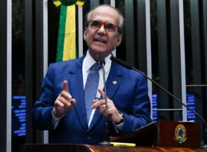 Coluna do sábado: a versatilidade do senador Dueire