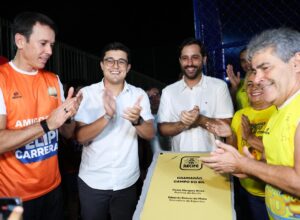 Victor Marques entrega requalificação do Gramadão do Biu na Iputinga