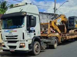 Governo de Pernambuco envia máquinas para reconstrução de áreas atingidas pelas chuvas 