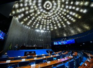 Simepe intensifica mobilização pela aprovação do piso salarial de médicos no Senado 