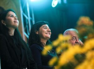 Viviane Facundes e a política sem olhar pelo retrovisor