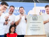 Victor Marques entrega conjunto habitacional no bairro do Monteiro 