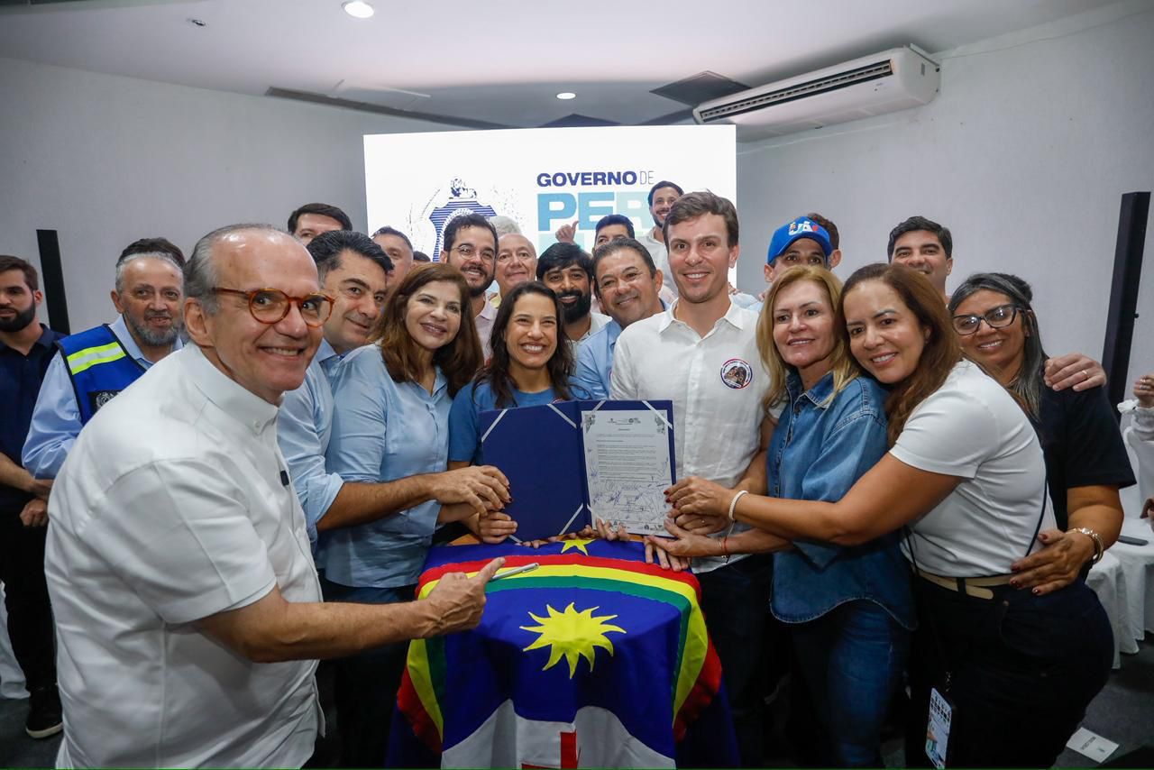 Governo de Pernambuco viabiliza obras da Adutora de Negreiros no Sertão do Araripe 