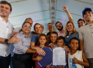 Governadora realiza entregas e anuncia investimentos no Sertão do Araripe 