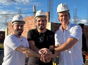 Felipe Carreras participa de inaugurações e anuncia novas obras em Orocó 