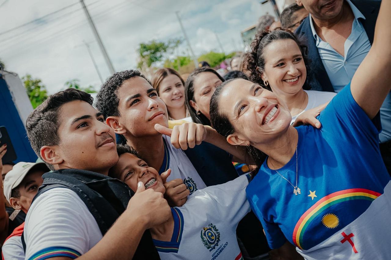 Governadora quer destinar R$ 2,8 milhões para a Casa do Estudante de PE
