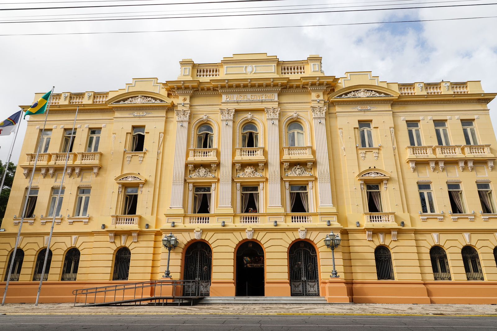 Governo transfere ponto facultativo do Corpus Christi para 23 de junho