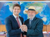 João Campos afasta apoio duplo de Lula e faz aceno ao eleitor de centro