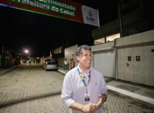 Prefeitura do Cabo entrega novas vias pavimentadas em Garapu