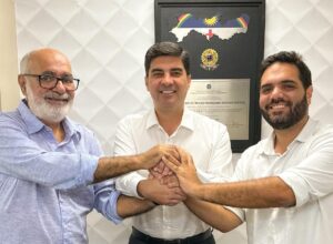 Kaio Maniçoba recebe apoios políticos e reforça articulação no Recife
