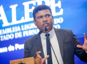 Deputado é agredido durante fiscalização a flanelinhas em Caruaru