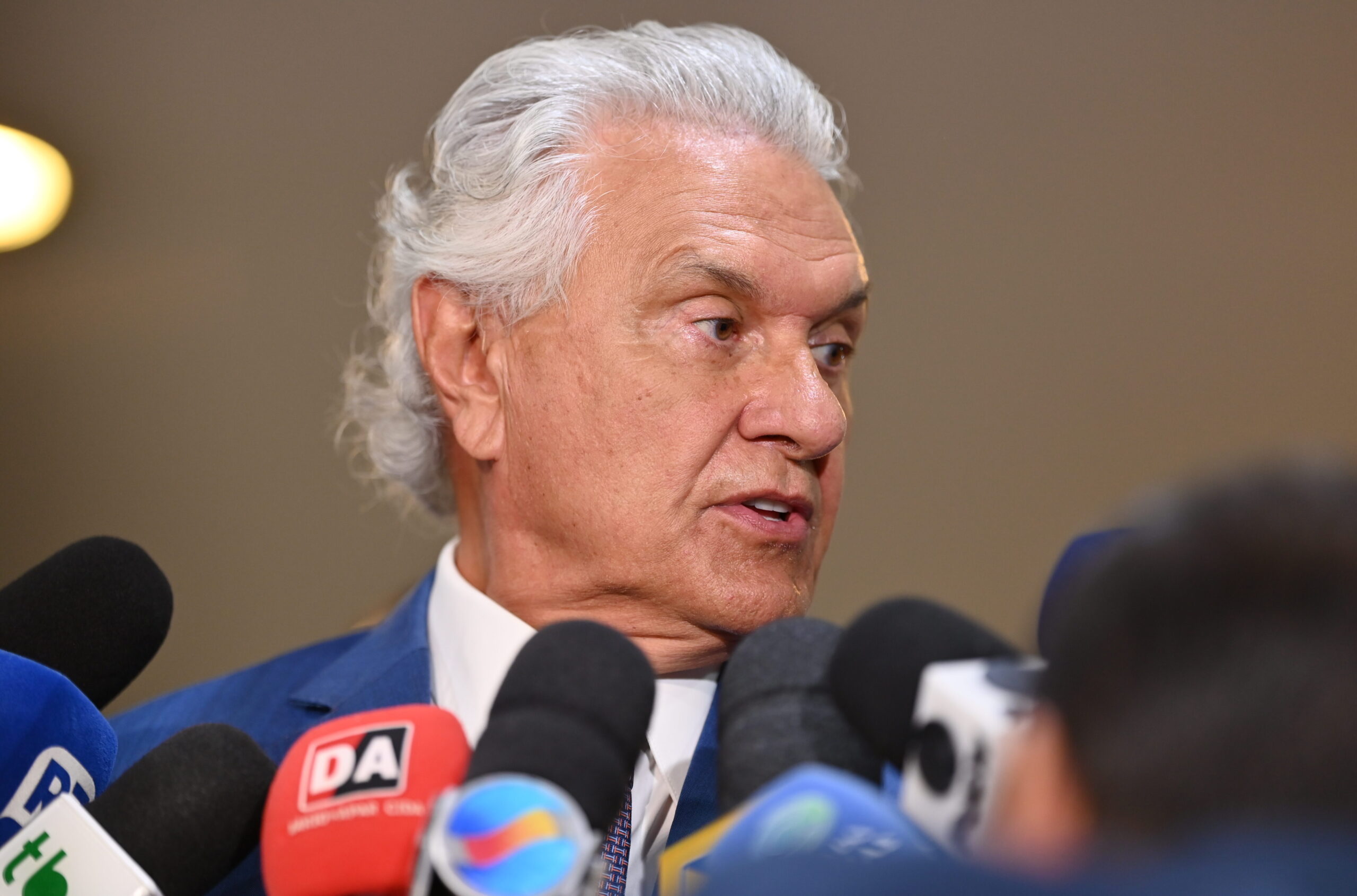 Coluna da quarta: agenda desconectada com a realidade local