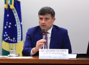 Eduardo da Fonte propõe ampliar benefícios sociais para autistas e PCDs
