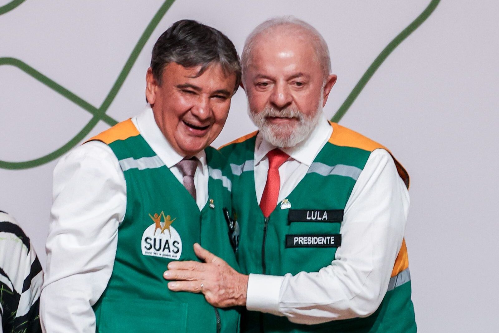 Coordenador da campanha de Lula afirma que petista terá mais de um palanque em PE
