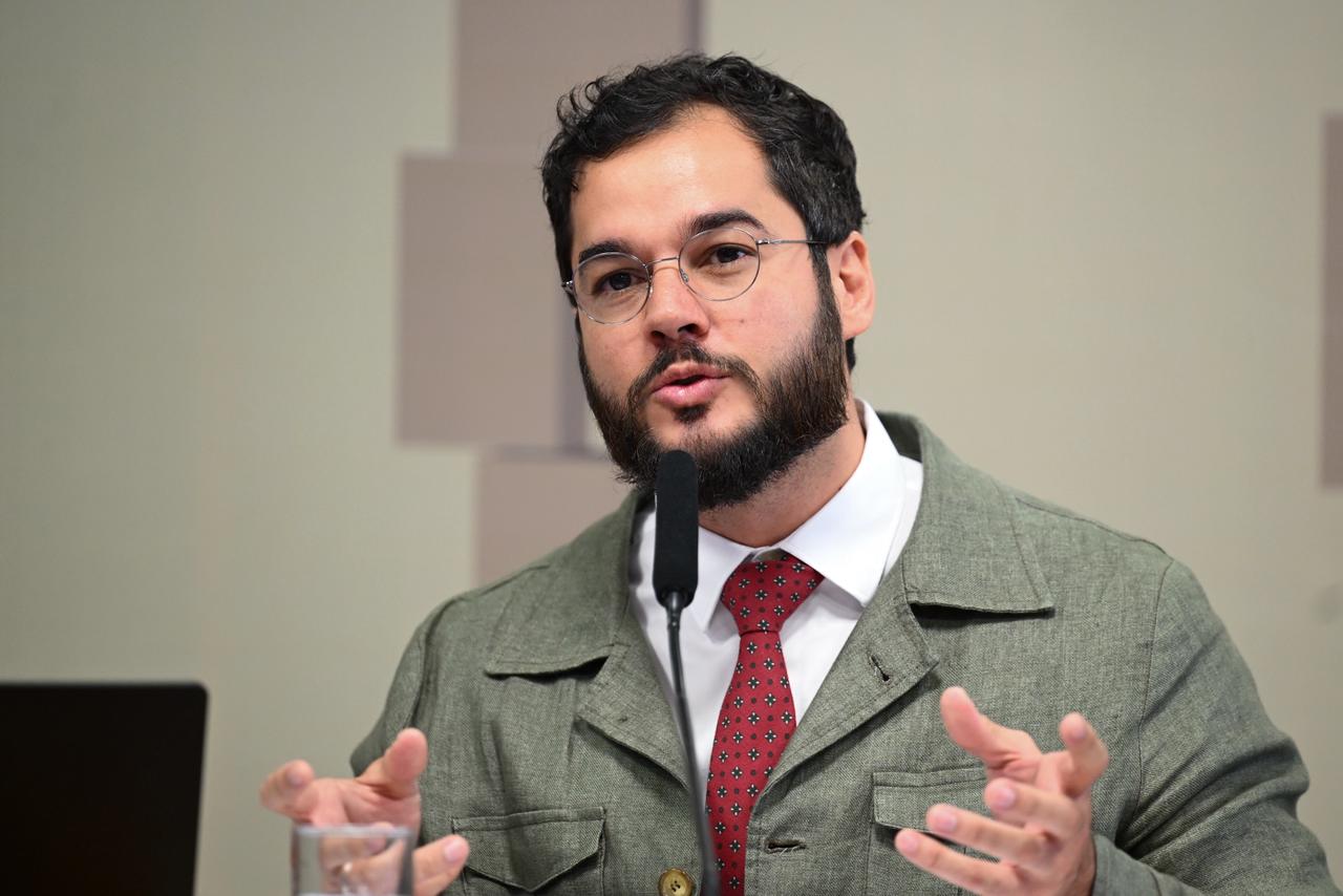 Coluna da terça: Túlio é peça importante no projeto de Lula em Pernambuco