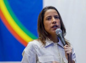 Coluna do sábado: a aposta da oposição contra Raquel Lyra 