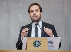 Aglailson Victor fecha questão e assegura apoio à reeleição de Dueire
