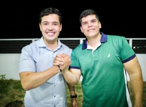Cayo Albino amplia base política com apoio em Bezerros