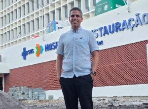 Jarbas Filho visita HR e destaca investimentos na saúde de Pernambuco 