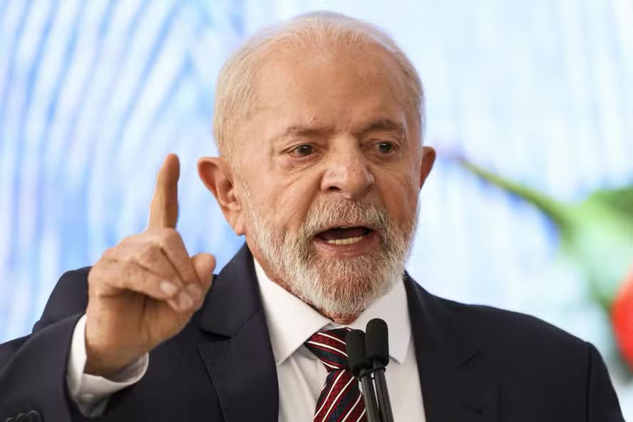 Lula pede que Donald Trump não interfira nas eleições brasileiras