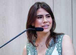 Coluna da quarta: Lara Santana chega como favorita da federação