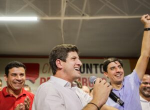 João Campos propõe programa com isenção de IPVA e CNH para agricultores