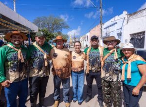 Débora Almeida participa da 1ª Festa de Carros de Boi em Garanhuns