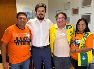 Após aprovação da PEC 14/2021, Fernando Filho destaca luta ao lado dos agentes de saúde