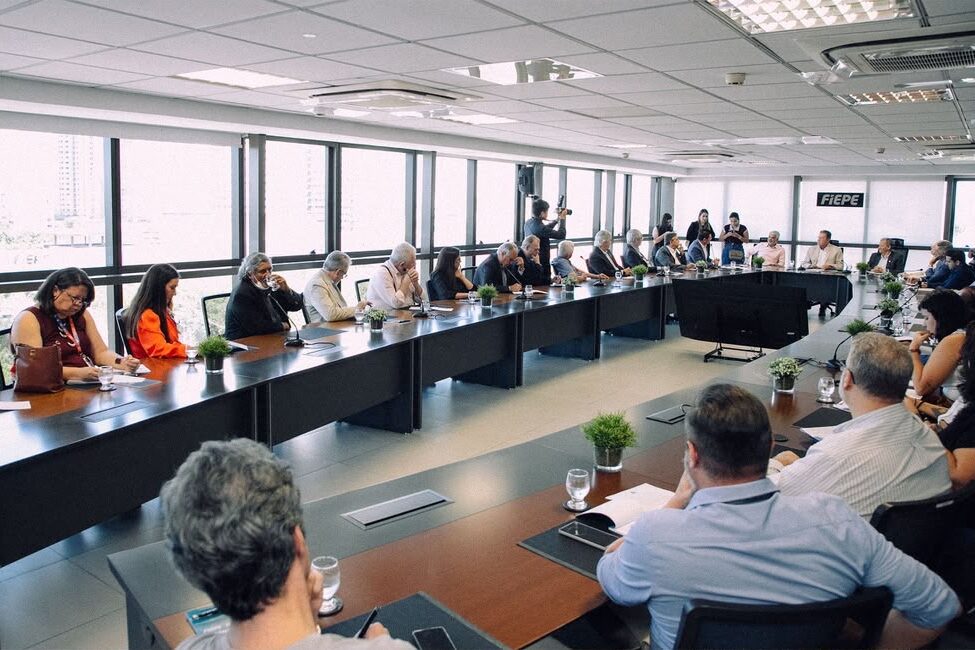 Sudene reforça viabilidade do trecho Salgueiro-Suape da Transnordestina