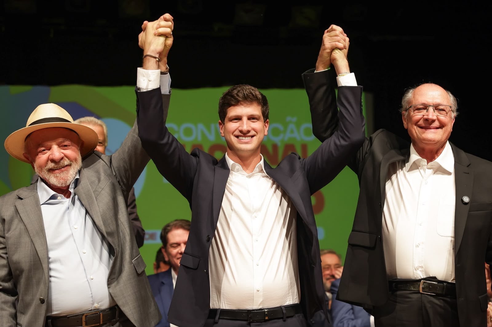 PSB oficializa Alckmin como vice de Lula na eleição presidencial