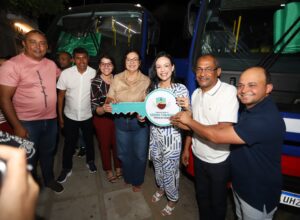 Márcia Conrado entrega quatro novos veículos e amplia frota da saúde em Serra Talhada