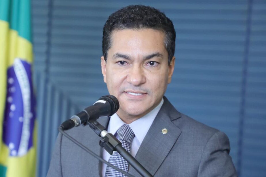 Presidente nacional do Republicanos nega apoio do partido a Flávio Bolsonaro 