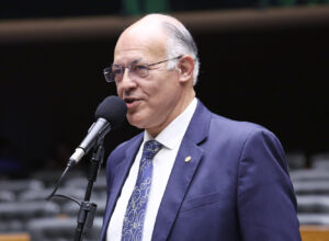 Coluna da sexta: cálculo errado compromete mandato de Eurico