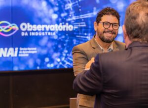 Em visita à Fiepe, Ivan Moraes defende protagonismo estatal