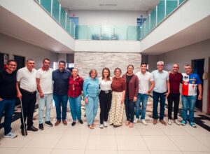 Marília recebe o apoio de 14 vereadores de Garanhuns para o Senado  