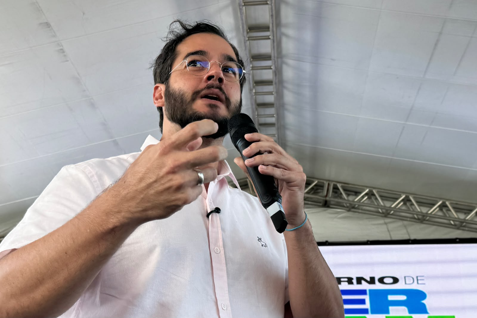 Túlio diz que na eleição, palanque será colorido com o roxo de Raquel e vermelho de Lula