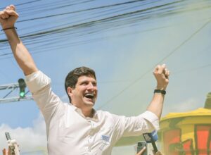 No reduto de Raquel, João diz que Caruaru não tem dono e comenta situação de vagas ao Senado