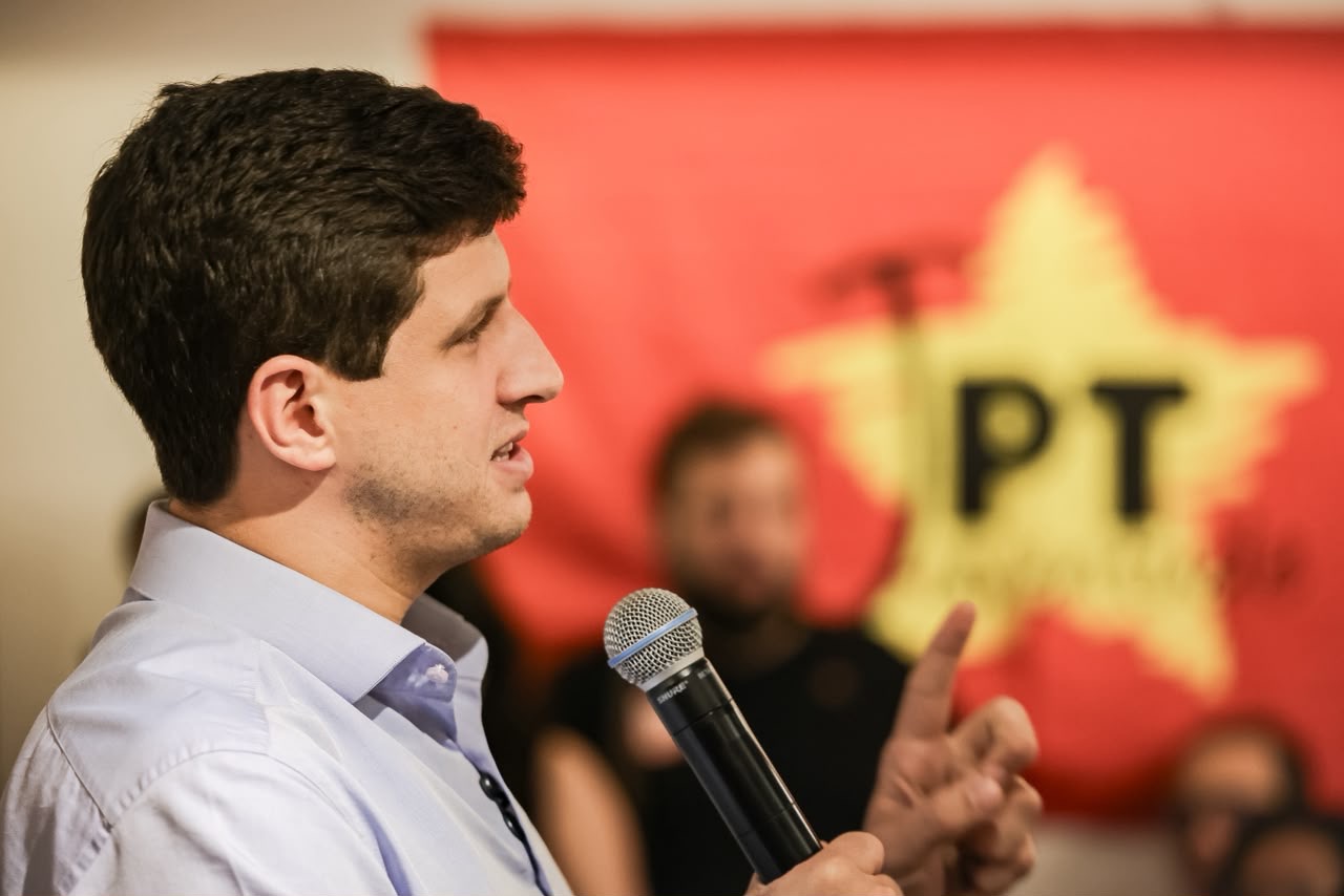 Coluna da quinta: João Campos amplia interlocução com setoriais do PT