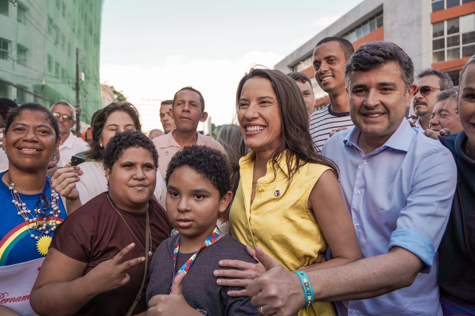 Ao lado de Raquel Lyra, Eduardo da Fonte participa das homenagens à padroeira do Recife
