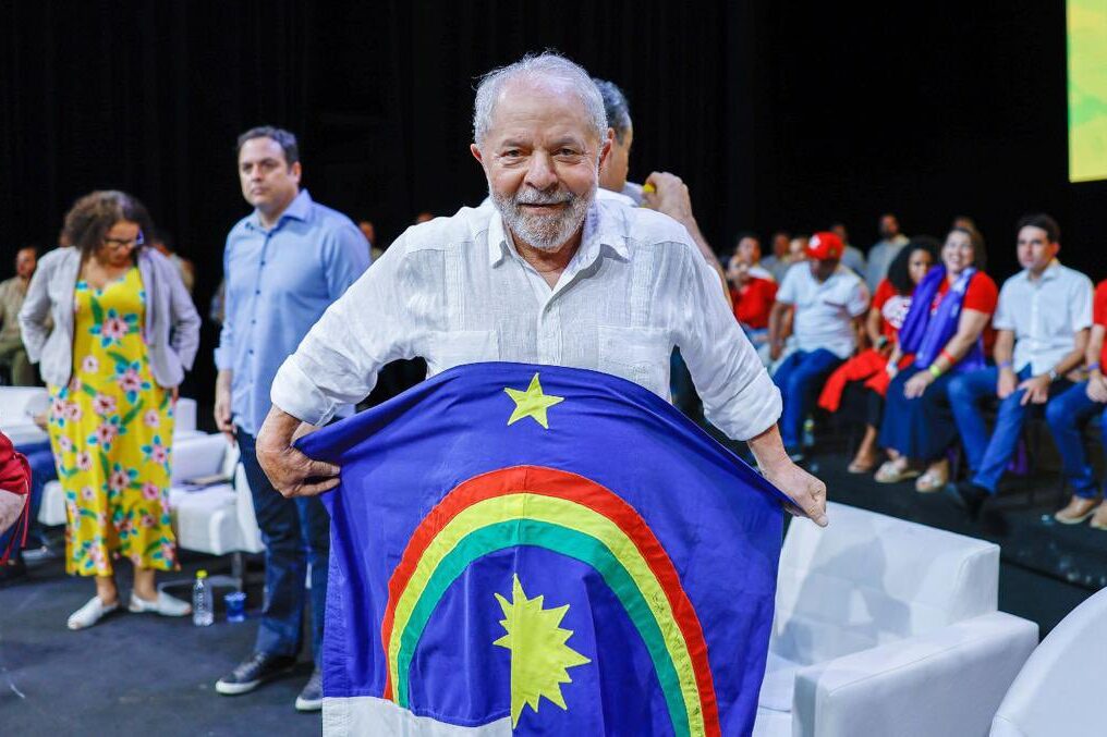Lula seguirá evitando Pernambuco, afirma O Globo