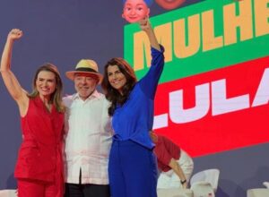 Marília Arraes participa de ato com Lula e lideranças femininas em BH