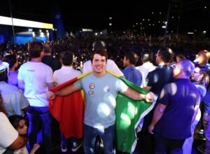 “Nossa vitória será uma ponte para o futuro”, afirma Antonio Coelho em Petrolina