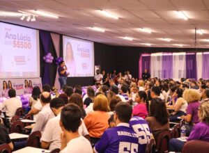 Professora Ana Lúcia amplia agenda de campanha em Pernambuco