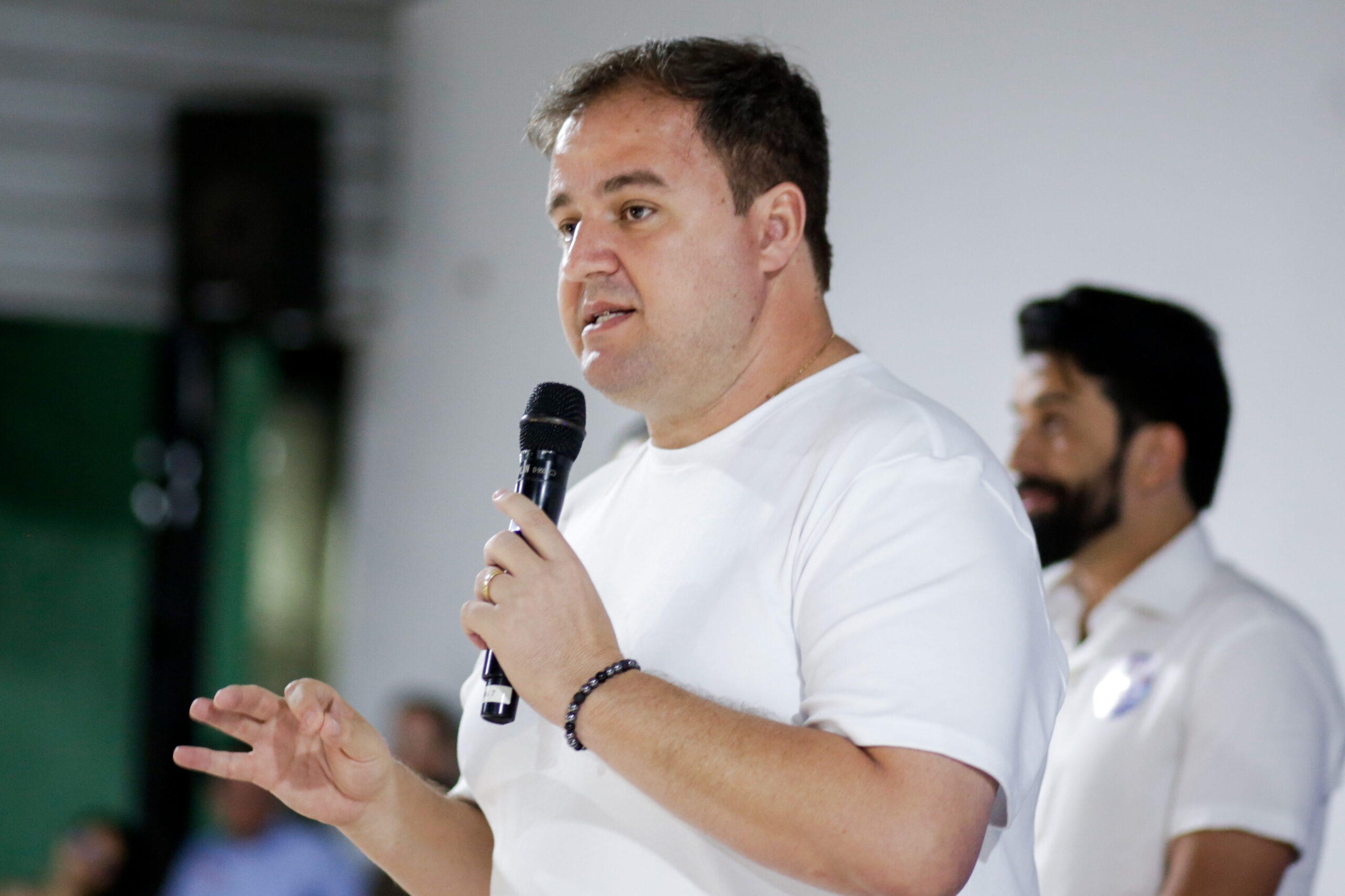 Coluna do sábado: campanha de Anderson Luiz ganha tração em Caruaru