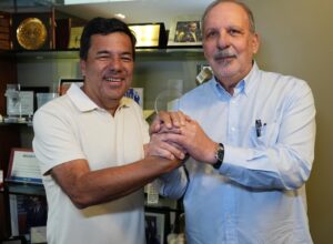 Armando Monteiro mobiliza empresários e lideranças em apoio a Mendonça 