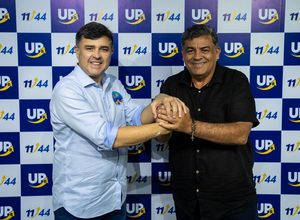 Prefeito Delson Lustosa anuncia apoio a Eduardo da Fonte
