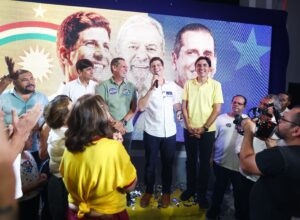 Em Floresta, João Campos afirma que terá atenção especial ao Sertão