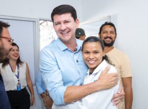 Simão entrega nova unidade de apoio à saúde no Residencial Vivendas
