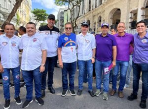 Antônio Moraes reúne prefeitos aliados durante convenção do PSD
